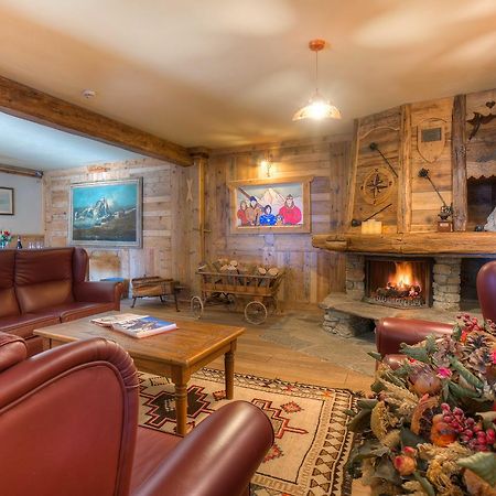 Hotel Meuble Mon Reve Breuil-Cervinia Bagian luar foto