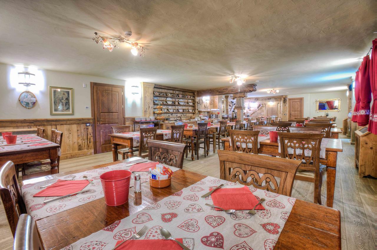 Hotel Meuble Mon Reve Breuil-Cervinia Bagian luar foto