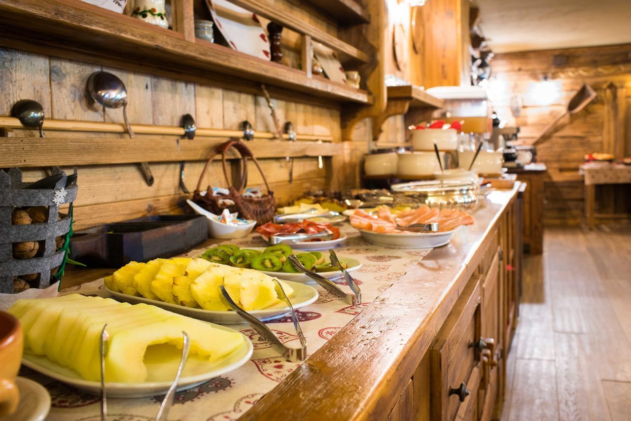 Hotel Meuble Mon Reve Breuil-Cervinia Bagian luar foto