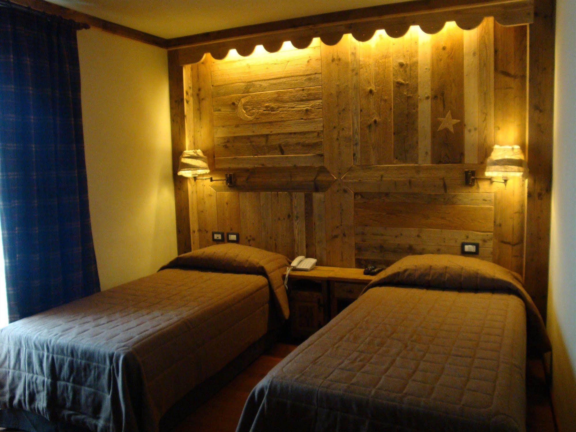 Hotel Meuble Mon Reve Breuil-Cervinia Bagian luar foto